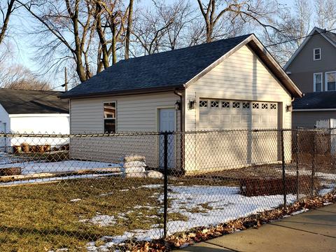 701 E Benton St, Aurora, IL 60505 photo 6