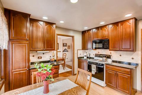175 S Richard Ct, Addison, IL 60101 photo 4