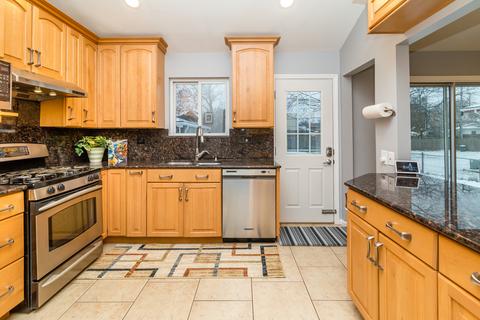 2007 E Tano Ln, Mount Prospect, IL 60056 photo 7