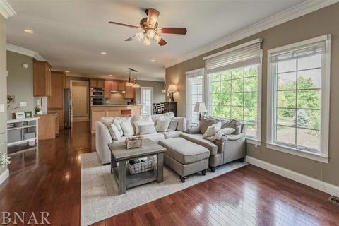 1712 Wintergreen Pkwy, Normal, IL 61761 photo 13