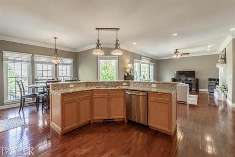 1712 Wintergreen Pkwy, Normal, IL 61761 photo 17