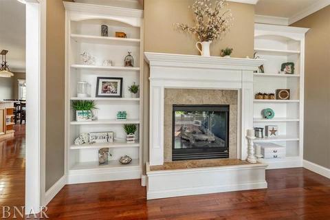 1712 Wintergreen Pkwy, Normal, IL 61761 photo 4
