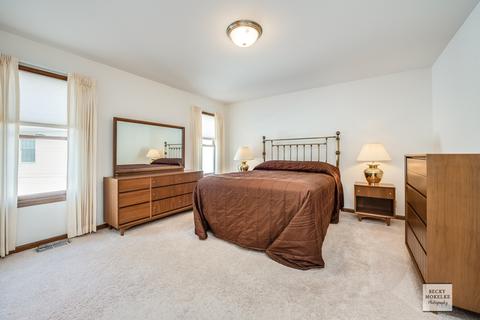 411 E Rennesoy Dr, Newark, IL 60541 photo 11