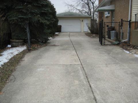 4443 Adele Ln, Oak Forest, IL 60452 photo 3