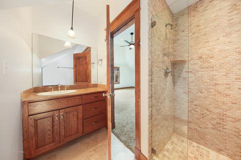 1424 Wendover Ln, Wheaton, IL 60187 photo 23