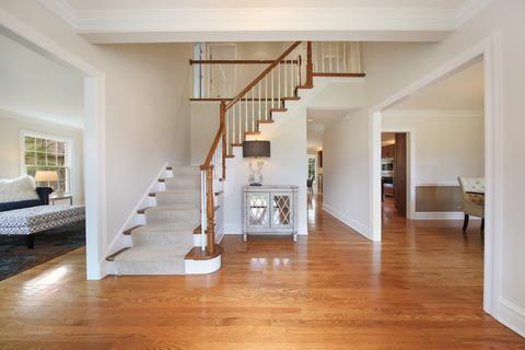1424 Wendover Ln, Wheaton, IL 60187 photo 3