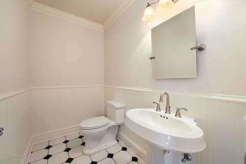 1424 Wendover Ln, Wheaton, IL 60187 photo 13