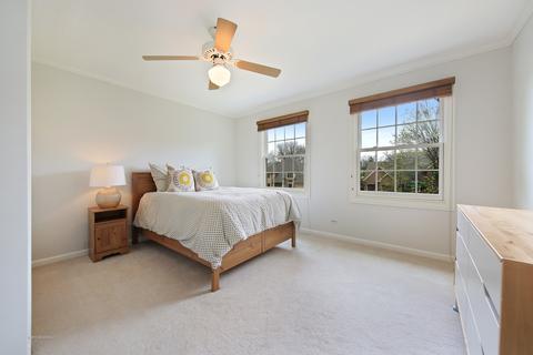 1424 Wendover Ln, Wheaton, IL 60187 photo 20