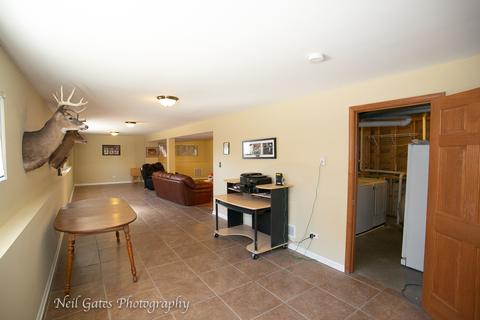 5842 W Maple Ave, Berkeley, IL 60163 photo 17