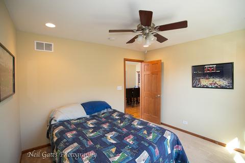 5842 W Maple Ave, Berkeley, IL 60163 photo 16
