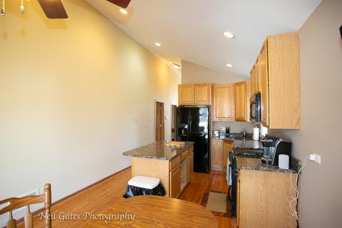 5842 W Maple Ave, Berkeley, IL 60163 photo 9