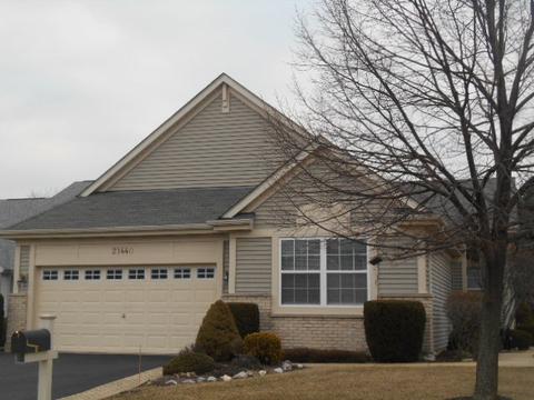 21440 W Larch Dr, Plainfield, IL 60544 photo 2