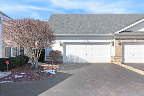 21134 W Cypress Ct, Plainfield, IL 60544 photo 2