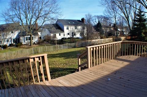1919 Buckingham Dr, Wheaton, IL 60189 photo 9