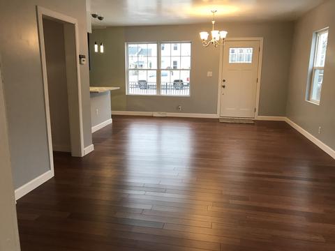 417 Center Ave, Aurora, IL 60505 photo 11