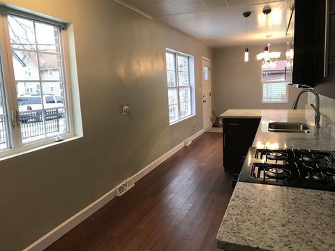 417 Center Ave, Aurora, IL 60505 photo 21