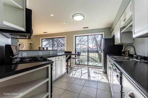 235 Windsor Ln #C, Willowbrook, IL 60527 photo 13