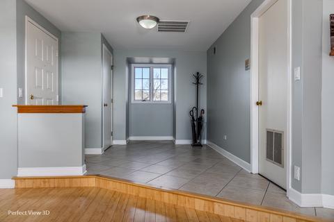 235 Windsor Ln #C, Willowbrook, IL 60527 photo 4
