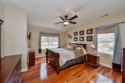 1041 Golf Ln, Wheaton, IL 60189 photo 9