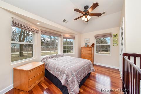1041 Golf Ln, Wheaton, IL 60189 photo 13