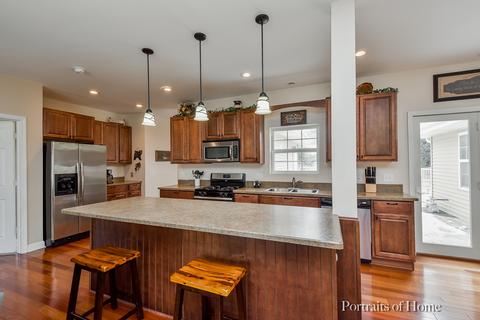 1041 Golf Ln, Wheaton, IL 60189 photo 4