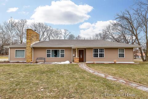 1041 Golf Ln, Wheaton, IL 60189 photo 1
