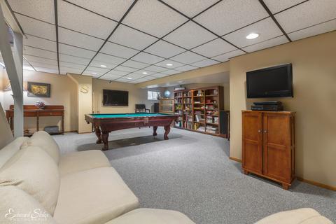 175 Shadowbend Dr, Wheeling, IL 60090 photo 18