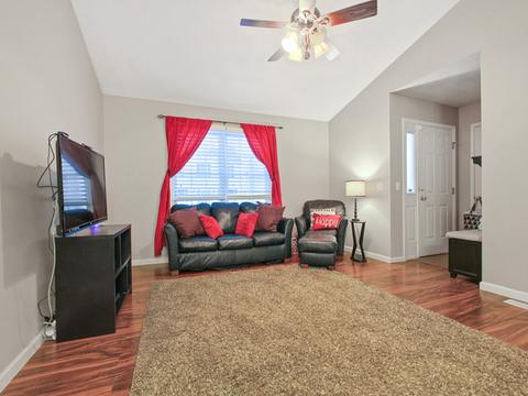 1104 Abercorn St, Normal, IL 61761 photo 2