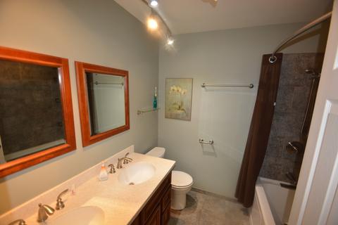 1305 Kelle Ct, Wheaton, IL 60189 photo 17
