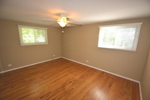 1305 Kelle Ct, Wheaton, IL 60189 photo 7