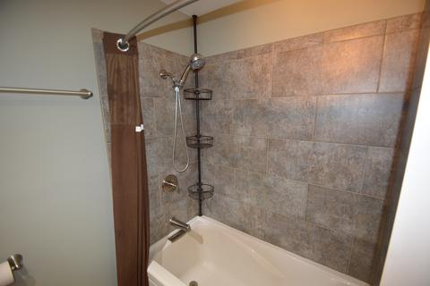 1305 Kelle Ct, Wheaton, IL 60189 photo 10