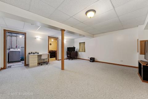 2469 Smithfield Ct, Aurora, IL 60503 photo 16