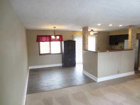 1425 Chadwick Dr, Normal, IL 61761 photo 8