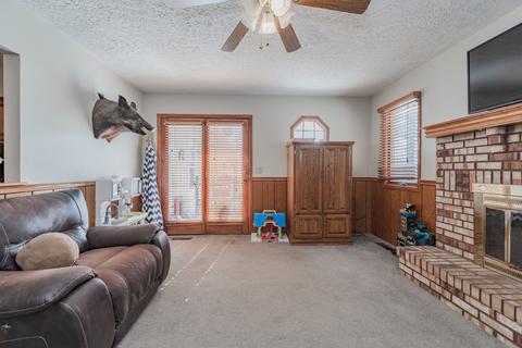 413 S School St, Minier, IL 61759 photo 10