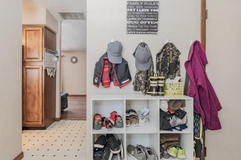 413 S School St, Minier, IL 61759 photo 12
