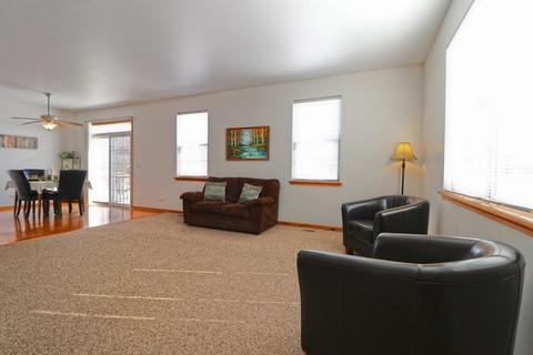 620 Arbor Cir, Lakemoor, IL 60050 photo 6