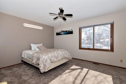 4015 W Prestwick St, Mchenry, IL 60050 photo 12