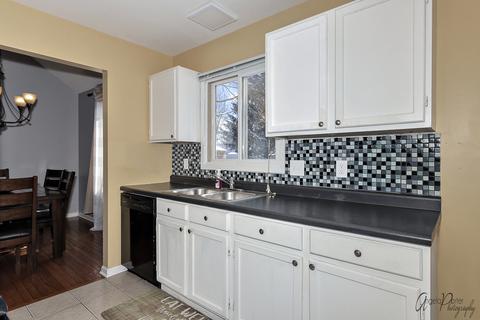 4015 W Prestwick St, Mchenry, IL 60050 photo 9