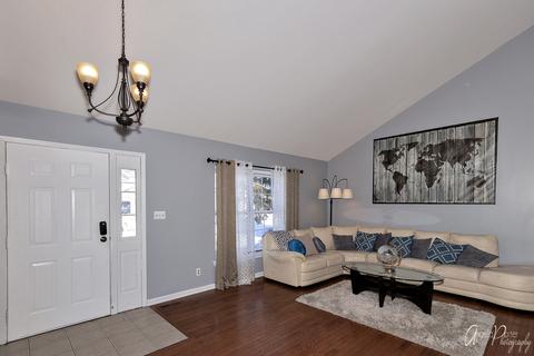 4015 W Prestwick St, Mchenry, IL 60050 photo 5