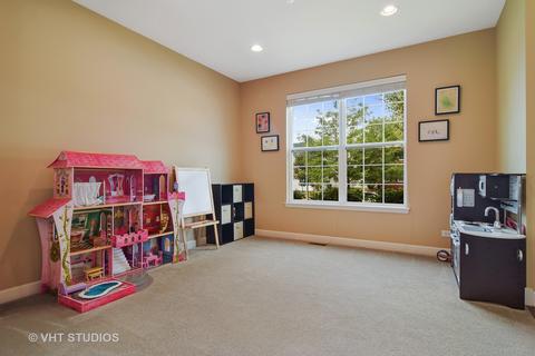 2261 Edgartown Ln, Hoffman Estates, IL 60192 photo 4