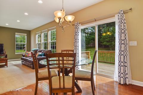 2261 Edgartown Ln, Hoffman Estates, IL 60192 photo 7