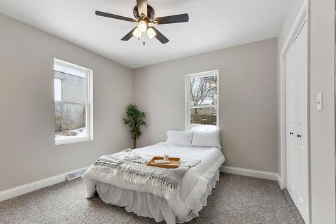 115 E 17th St, Lockport, IL 60441 photo 4