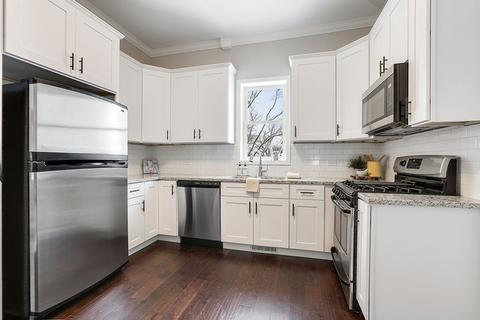 115 E 17th St, Lockport, IL 60441 photo 10