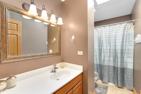 440 Harbor Ter, Bartlett, IL 60103 photo 18