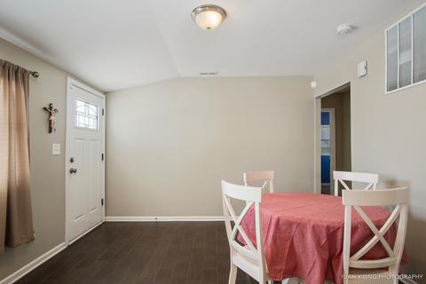 1004 High St, Aurora, IL 60505 photo 6