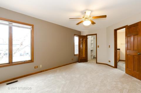 936 Pember Cir, West Dundee, IL 60118 photo 9