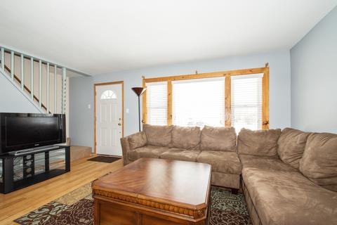 6936 Garden Ln, Bridgeview, IL 60455 photo 3