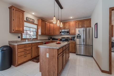 1005 Sterling Glen Cc Ct, Normal, IL 61761 photo 5