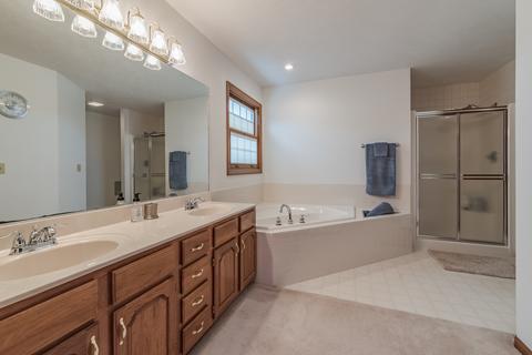 1005 Sterling Glen Cc Ct, Normal, IL 61761 photo 26