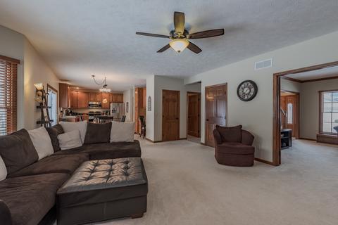 1005 Sterling Glen Cc Ct, Normal, IL 61761 photo 10